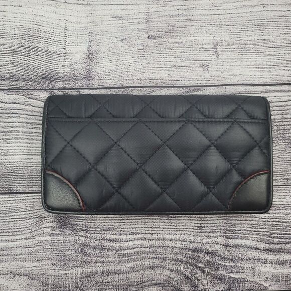MZ Wallace Black Quilted Wallet with Red Leather Interior - Picture 2 of 8